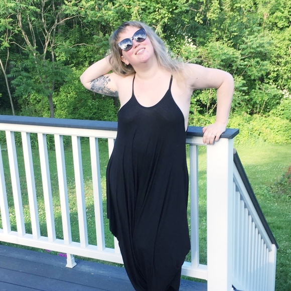 Meet your Posher! - Picture 3 of 4